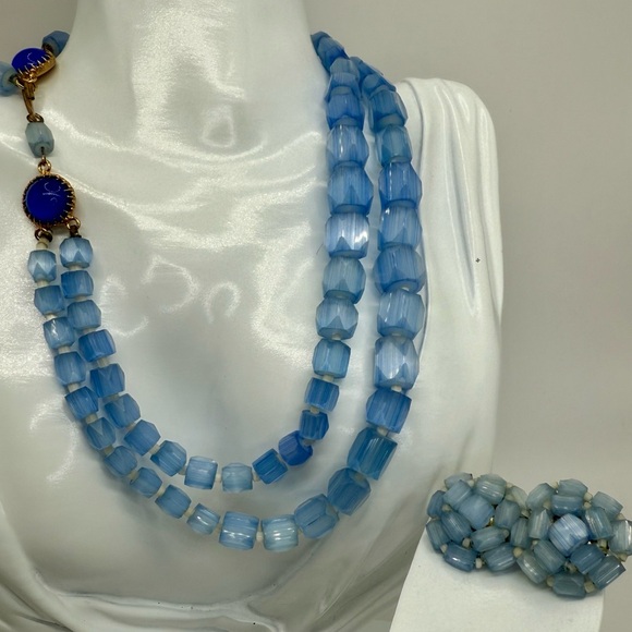 Vintage Elegant Blue Glass Beaded Double Strand Necklace & Earrings - Picture 12 of 17